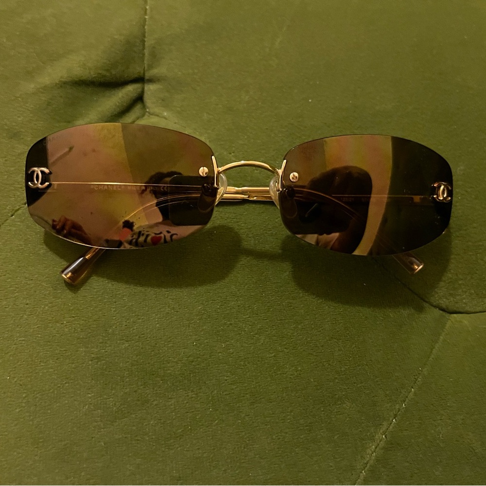 CHANEL Rimless Oval Sunglasses in Black and Gold-Tone